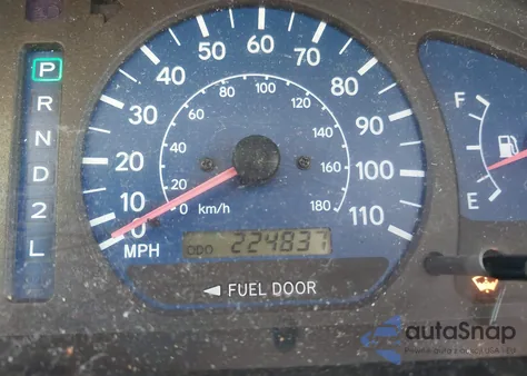 2001 Toyota Sienna Le z USA, uszkodzony, nr VIN 4T3ZF13CX1U363176